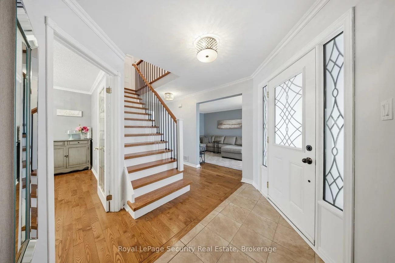 122, Browning, Letitia Heights, Barrie