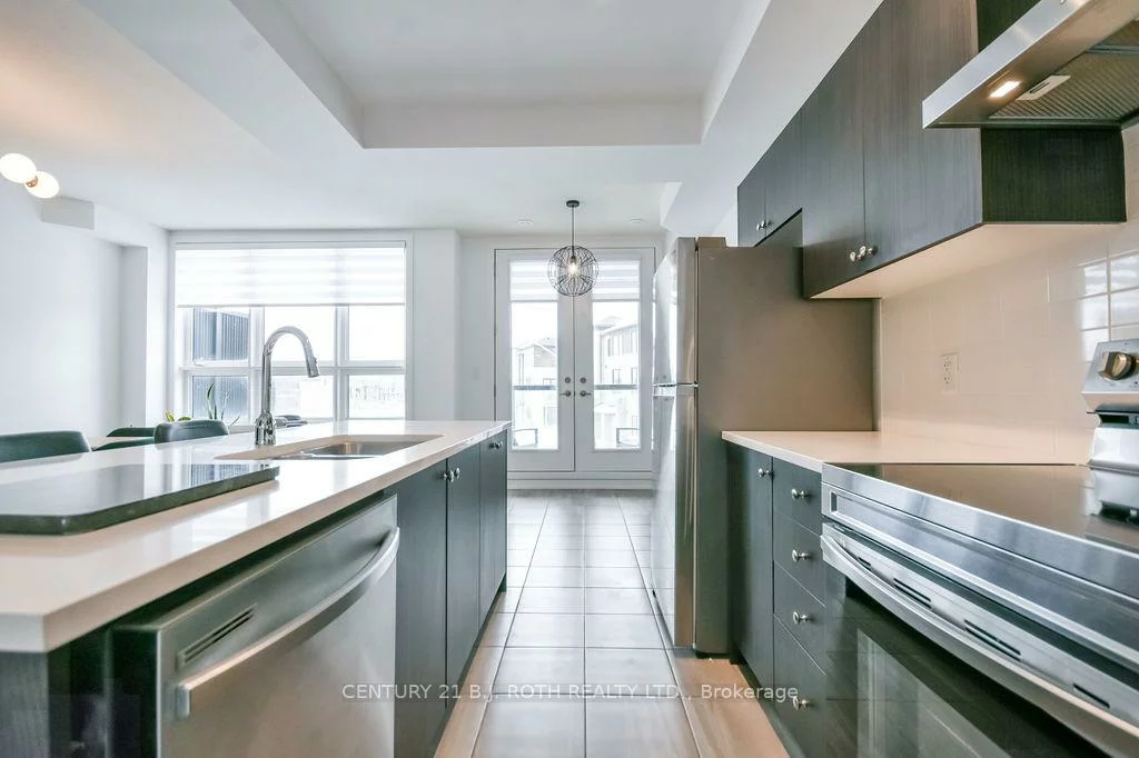 104, Blue Forest, Innis-Shore, Barrie