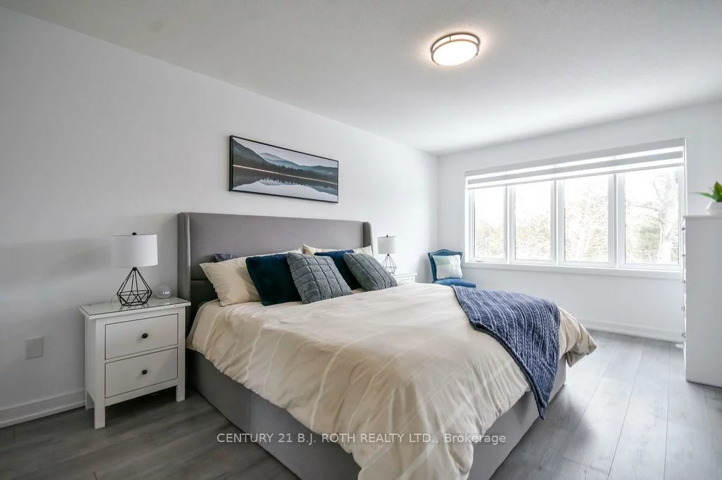 104, Blue Forest, Innis-Shore, Barrie