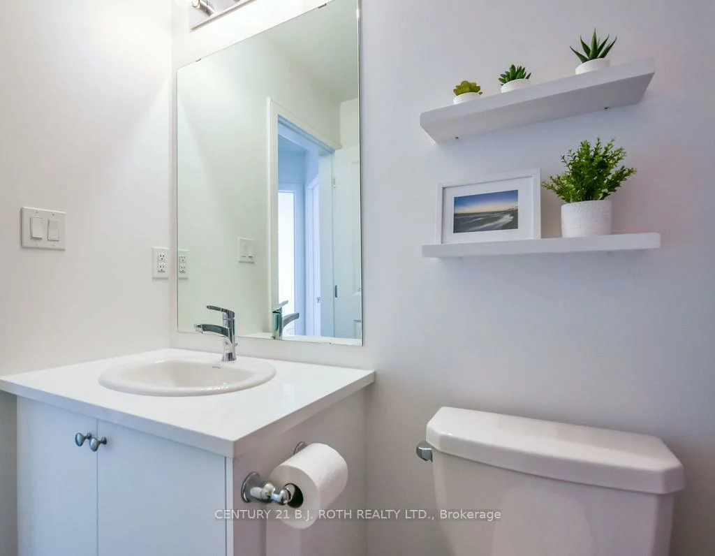 104, Blue Forest, Innis-Shore, Barrie