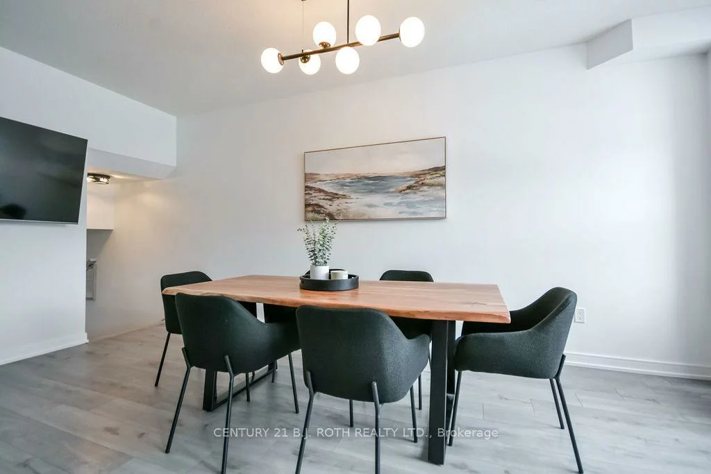 104, Blue Forest, Innis-Shore, Barrie