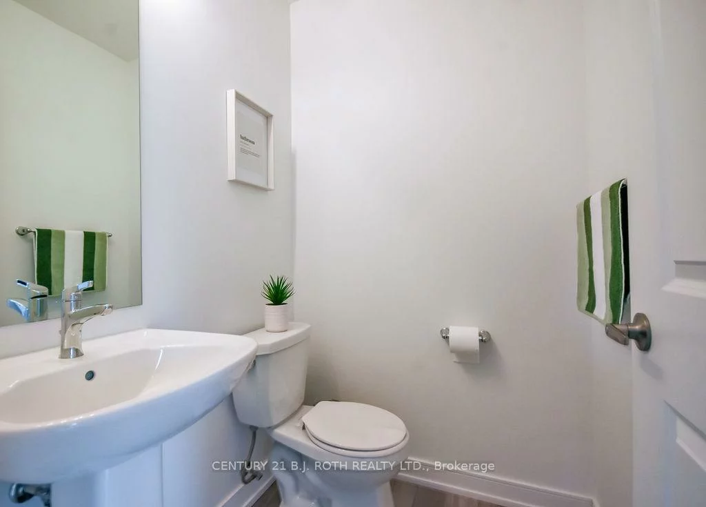 104, Blue Forest, Innis-Shore, Barrie