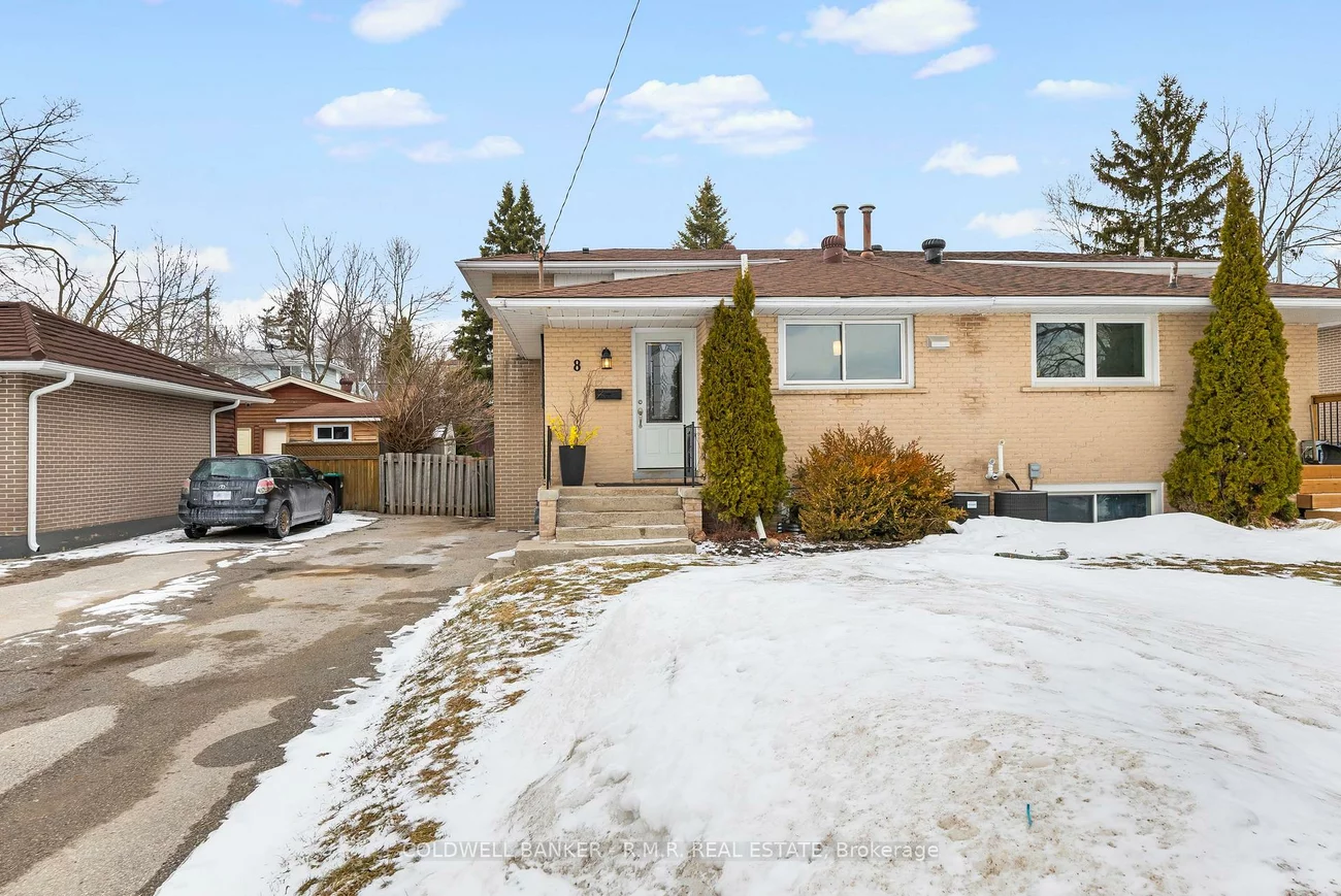 8, Charlbrook, Cundles East, Barrie