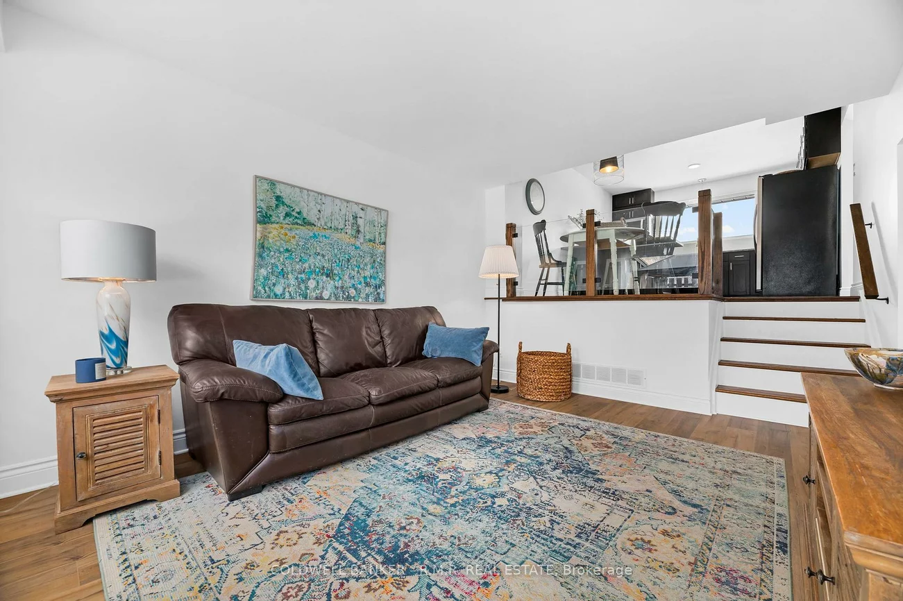 8, Charlbrook, Cundles East, Barrie