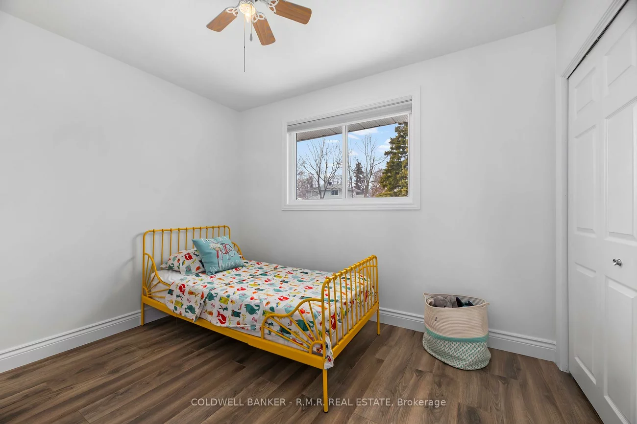 8, Charlbrook, Cundles East, Barrie