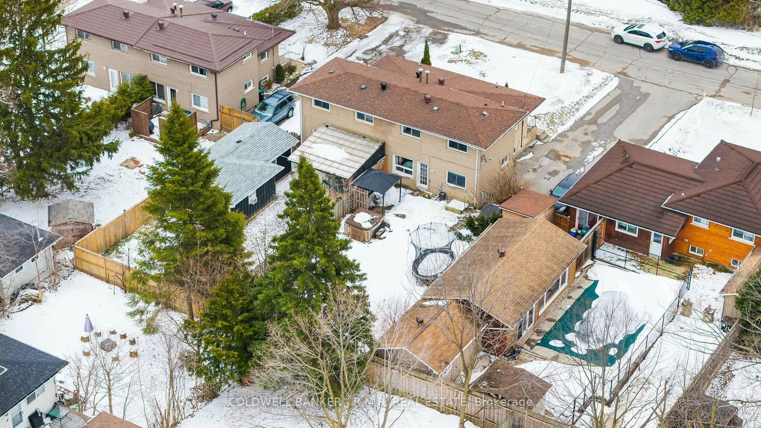 8, Charlbrook, Cundles East, Barrie