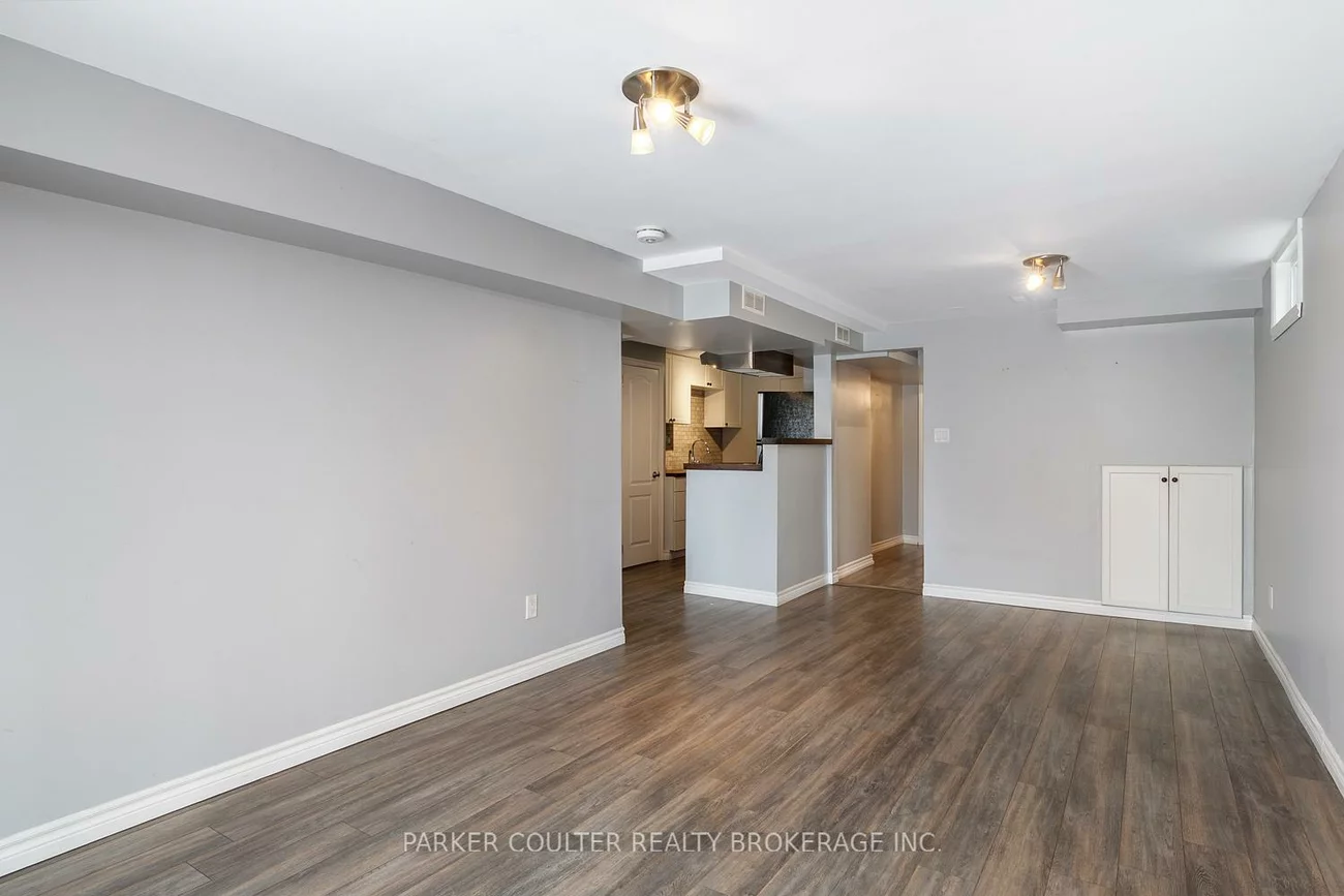 83, Daphne, Cundles East, Barrie