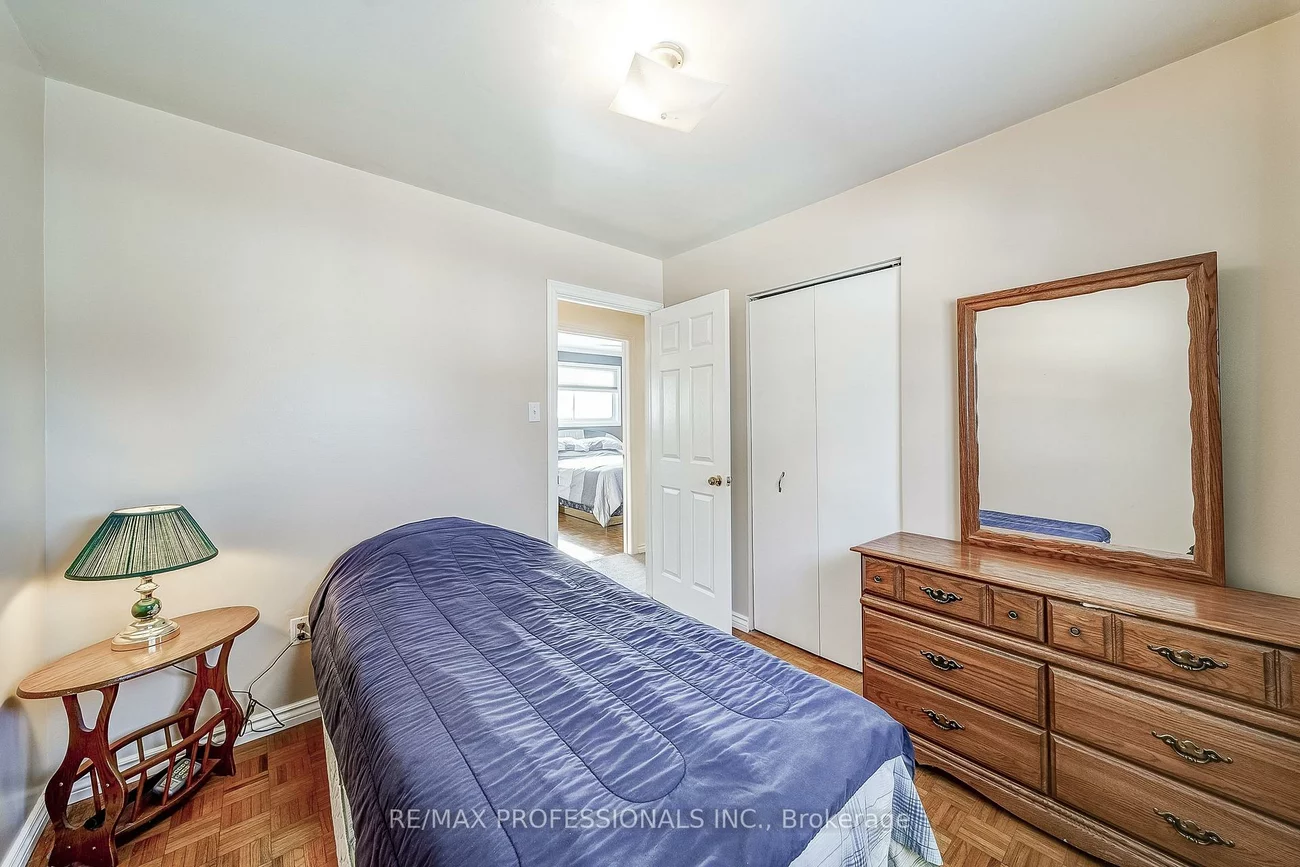 2, Agnes, Wellington, Barrie