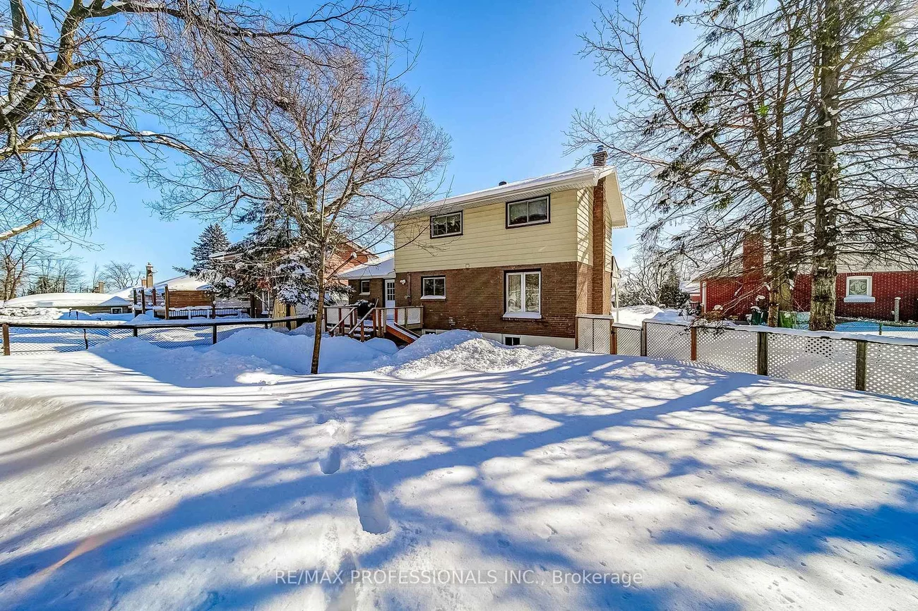 2, Agnes, Wellington, Barrie