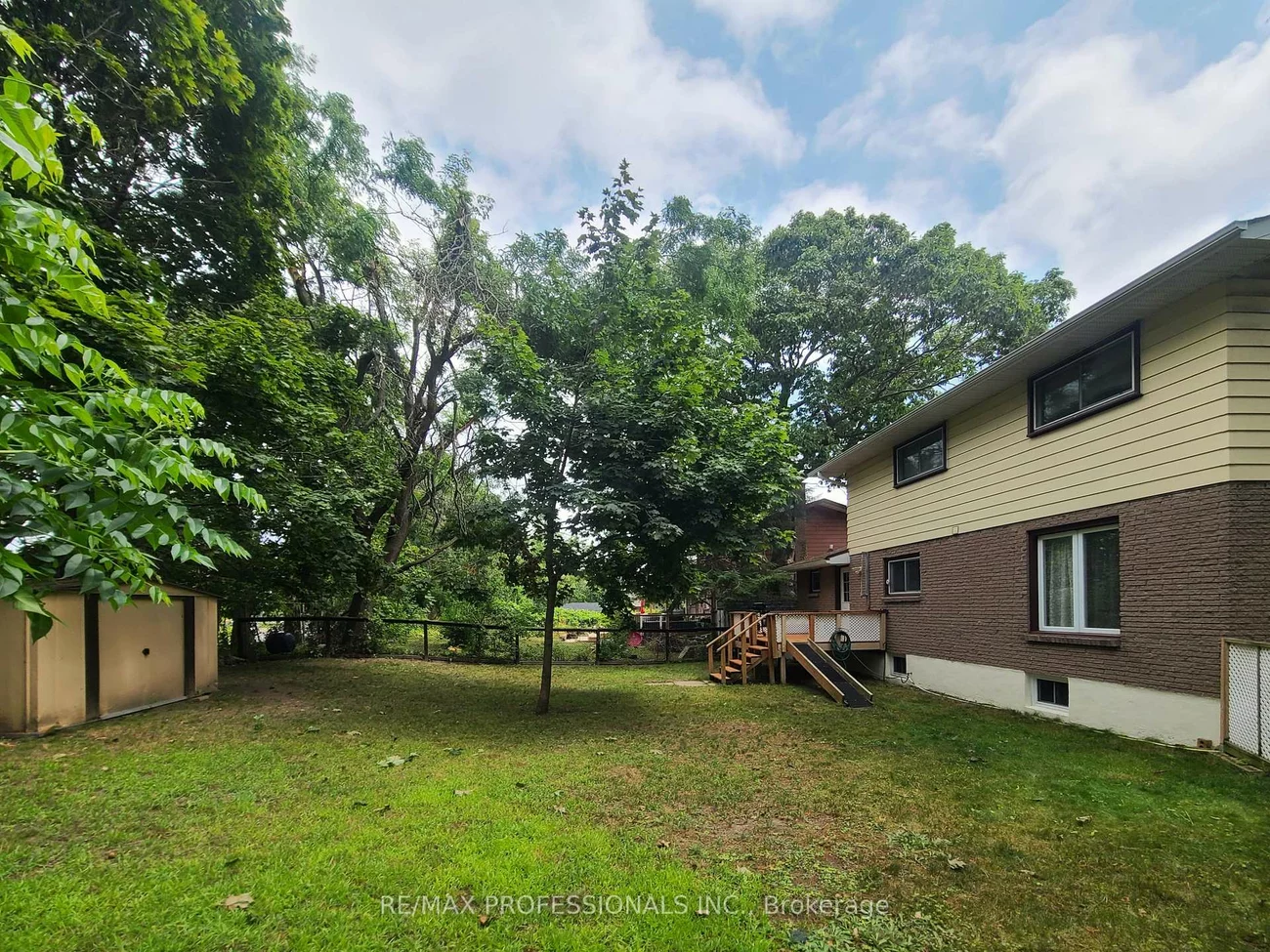 2, Agnes, Wellington, Barrie