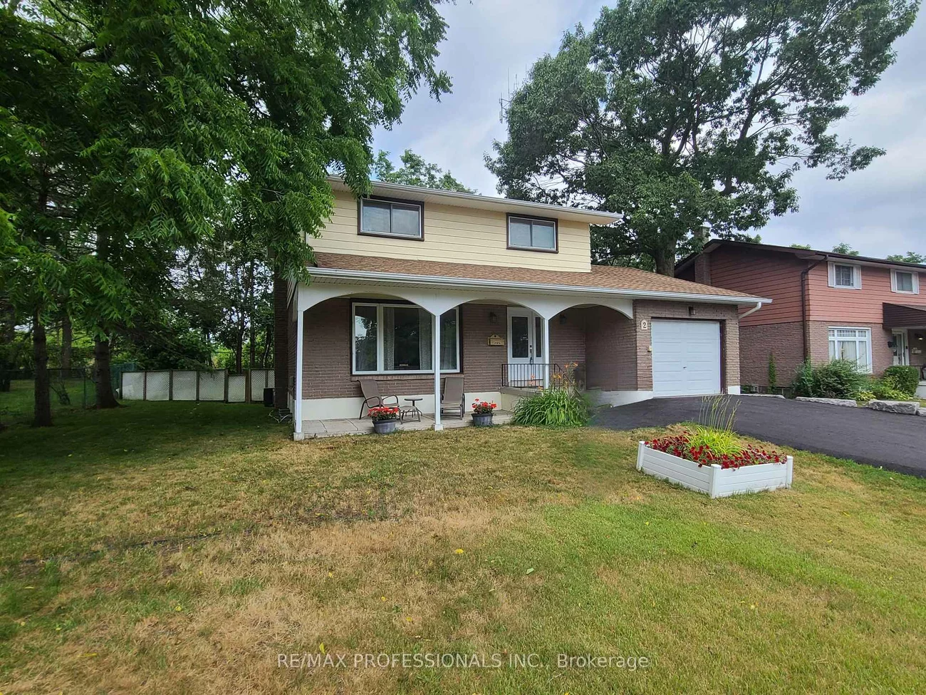 2, Agnes, Wellington, Barrie