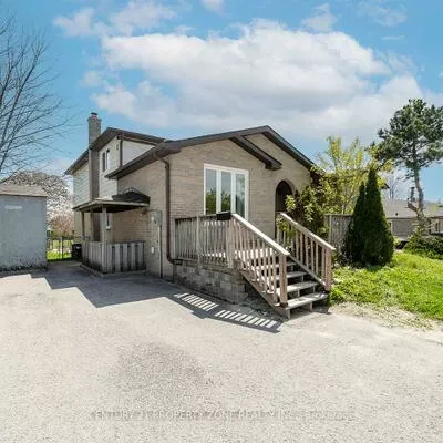39, SYLVIA, Grove East, Barrie