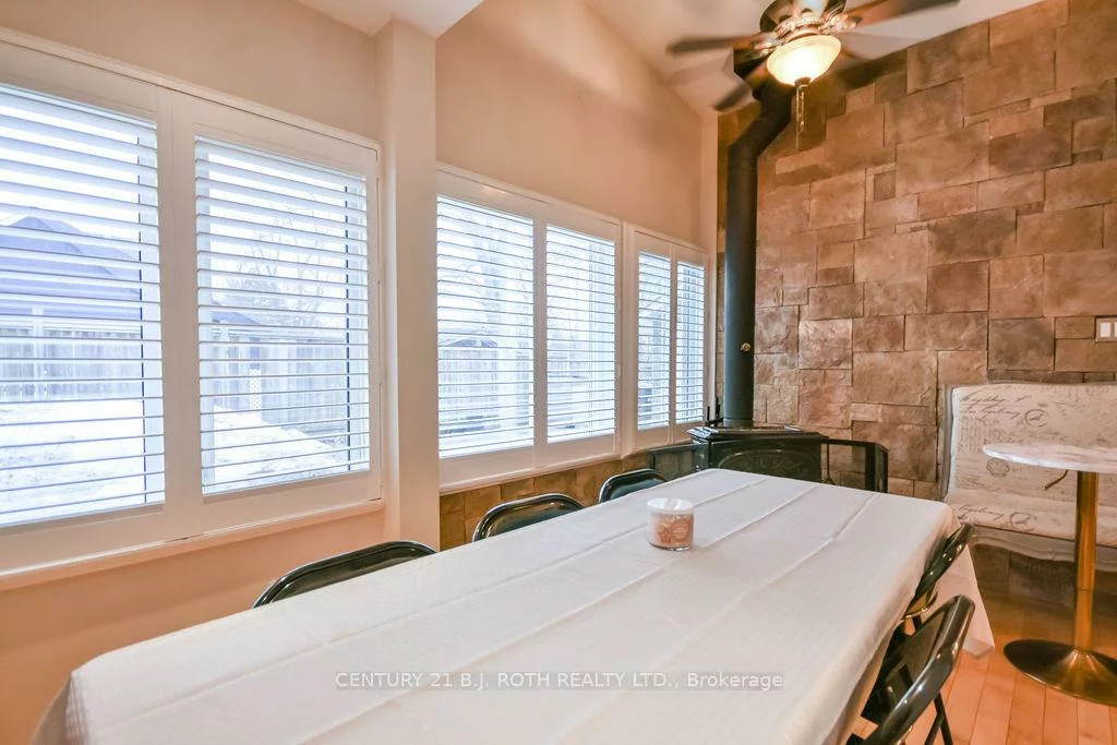 45, GROVE, Queen's Park, Barrie