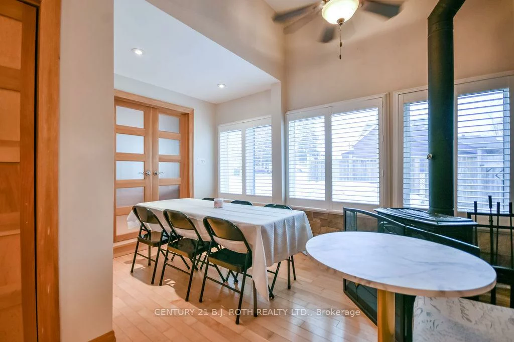 45, GROVE, Queen's Park, Barrie