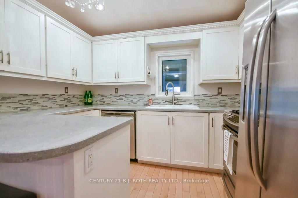 45, GROVE, Queen's Park, Barrie