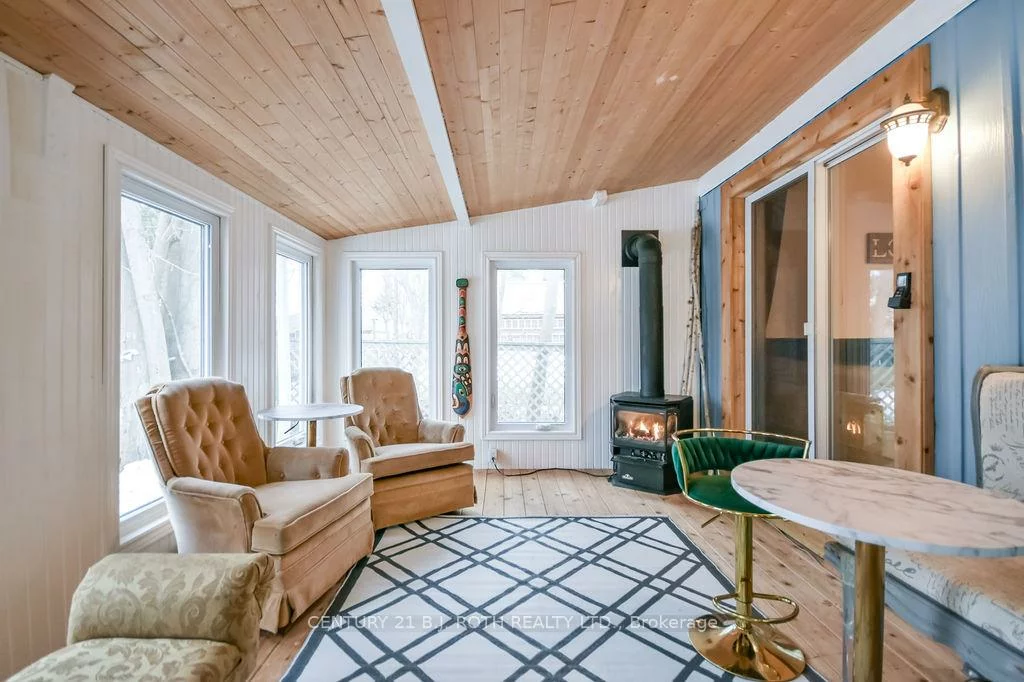 45, GROVE, Queen's Park, Barrie