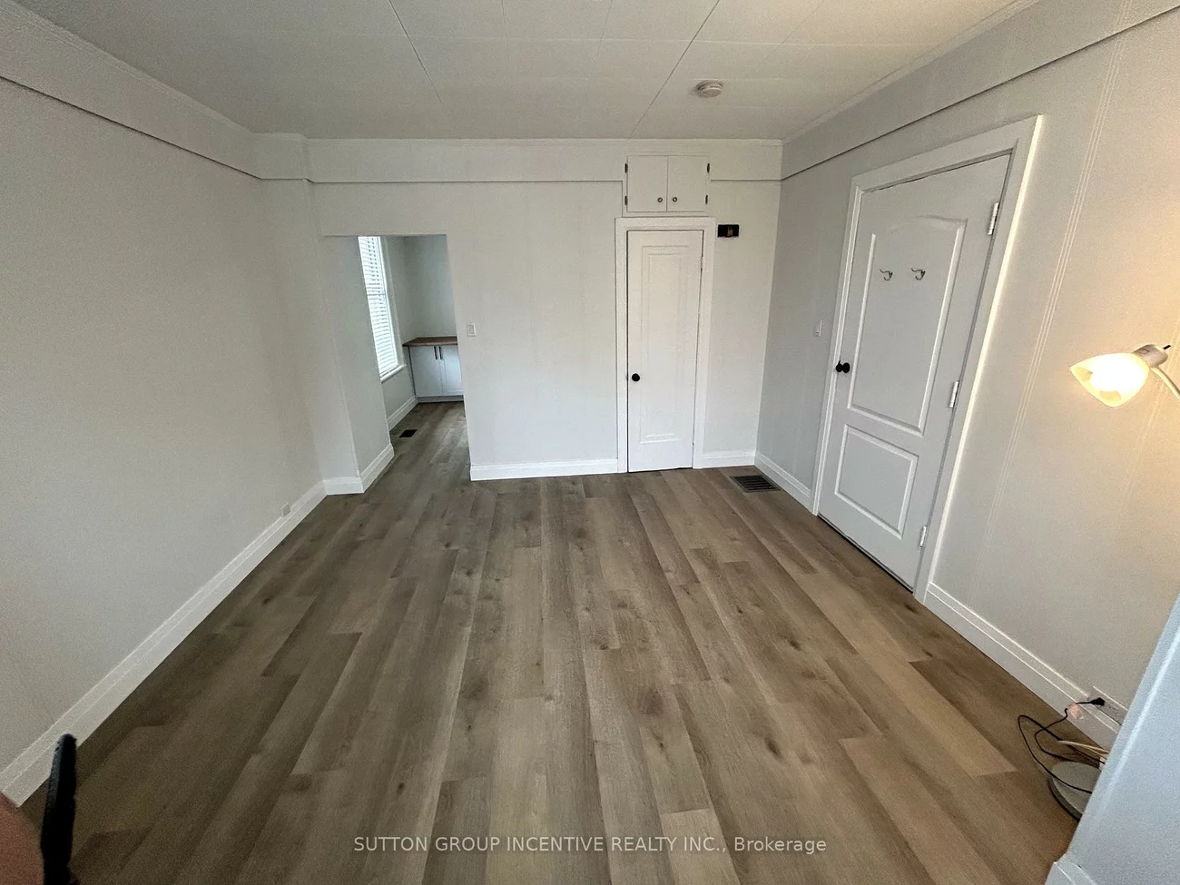 166, Collier, Codrington, Barrie