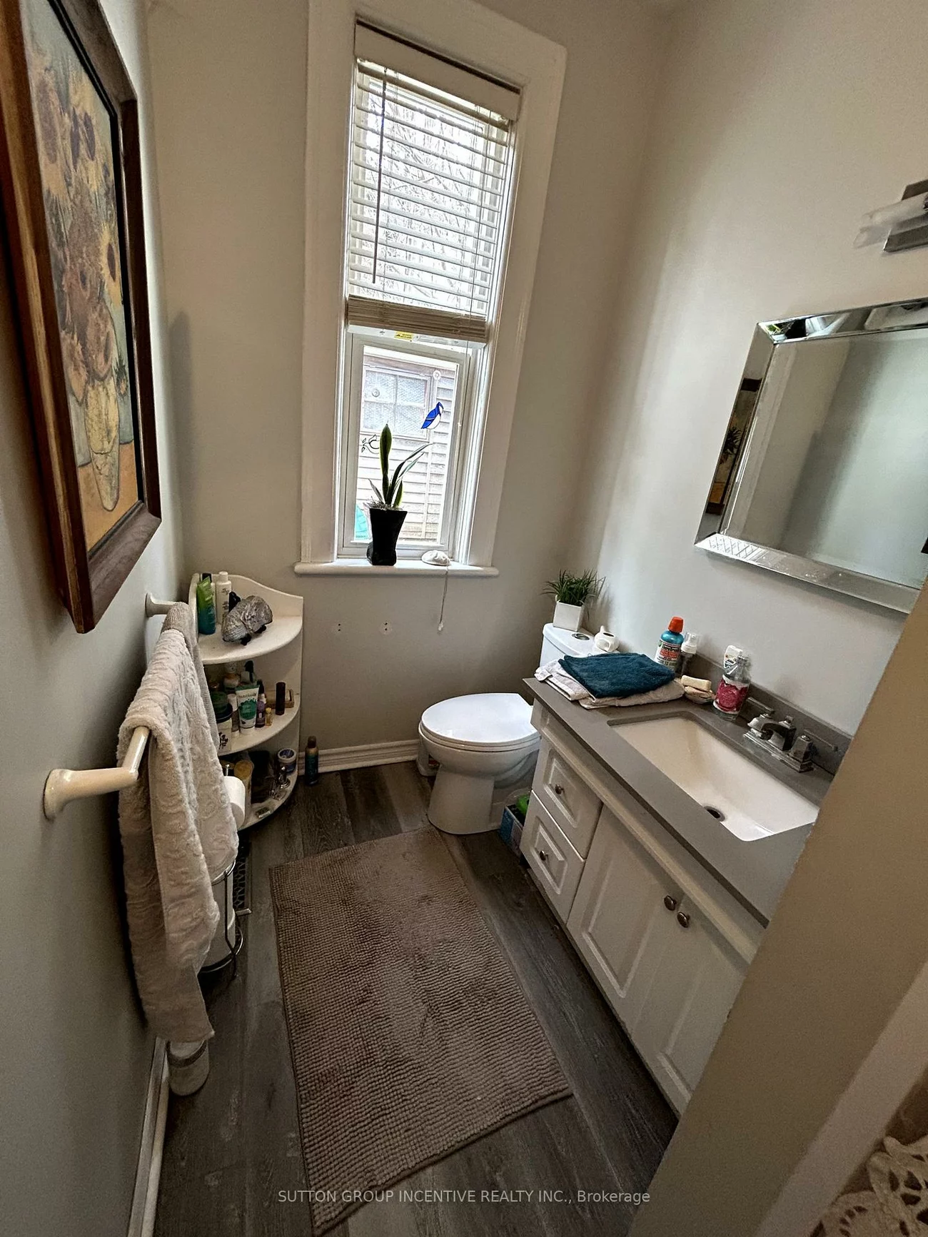 166, Collier, Codrington, Barrie