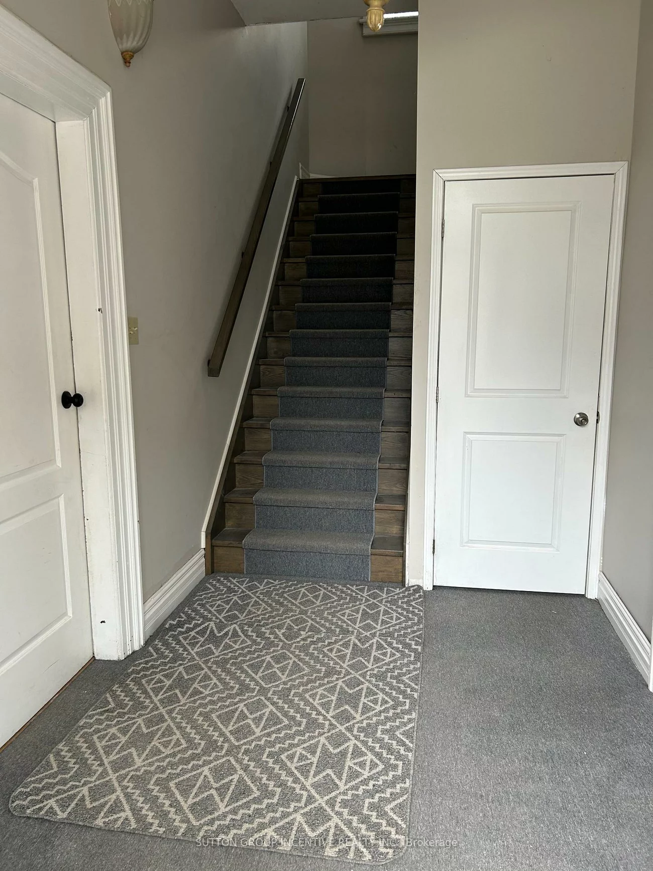 166, Collier, Codrington, Barrie