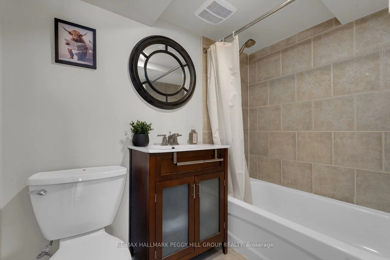 235, St Vincent, Wellington, Barrie