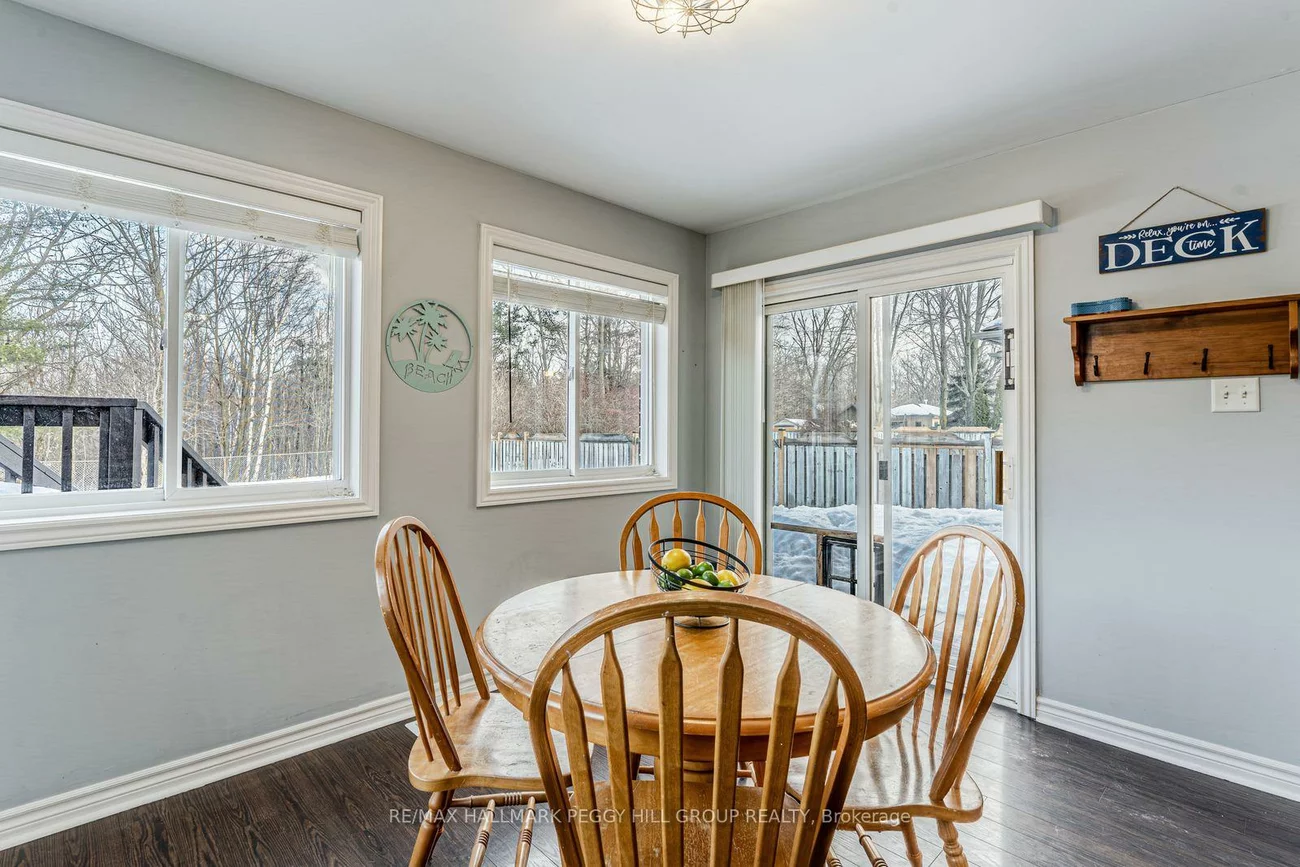 26, Kenwell, Holly, Barrie