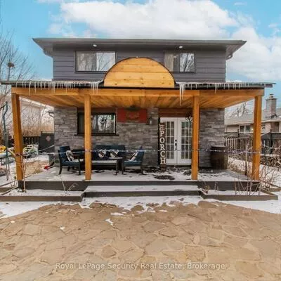 73, College, Grove East, Barrie