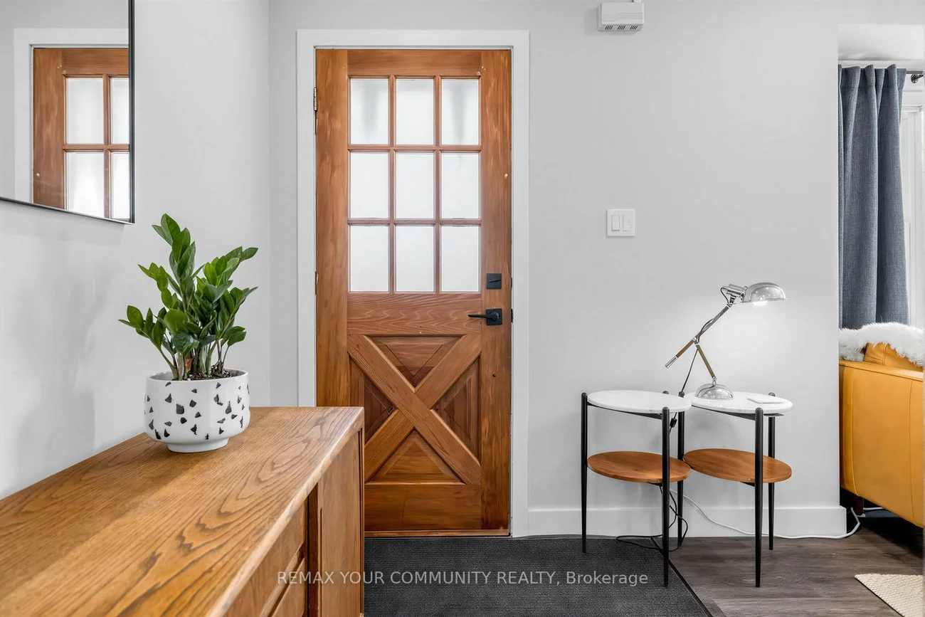 6, Newton, Wellington, Barrie