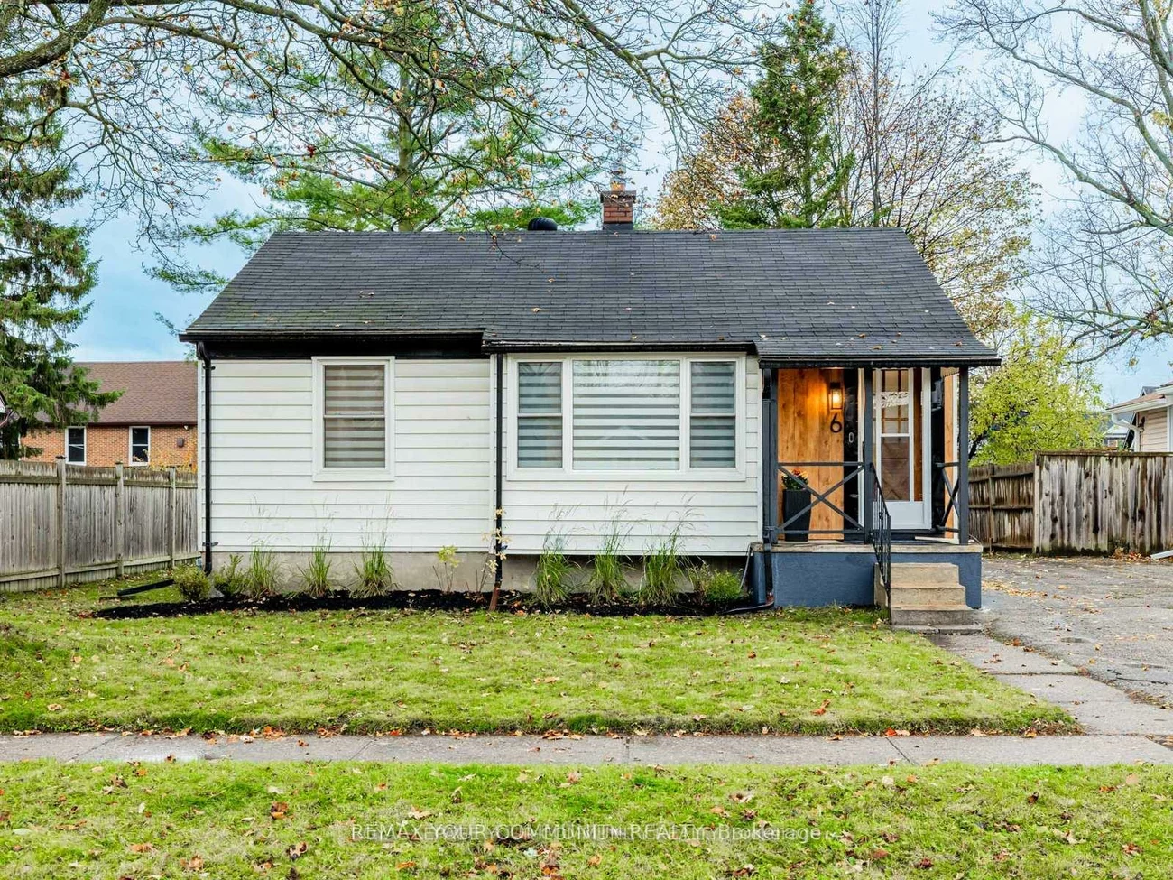 6, Newton, Wellington, Barrie