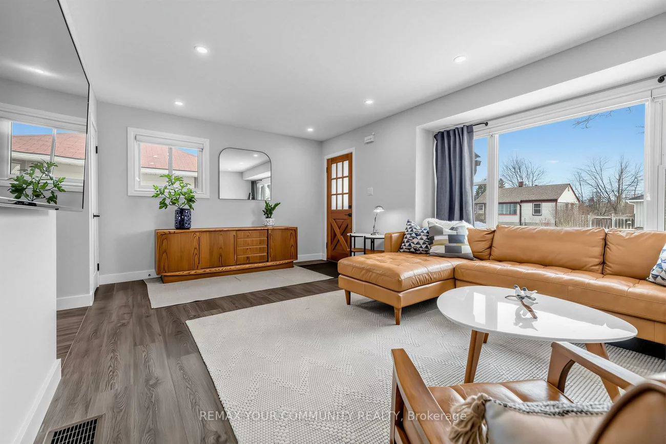 6, Newton, Wellington, Barrie