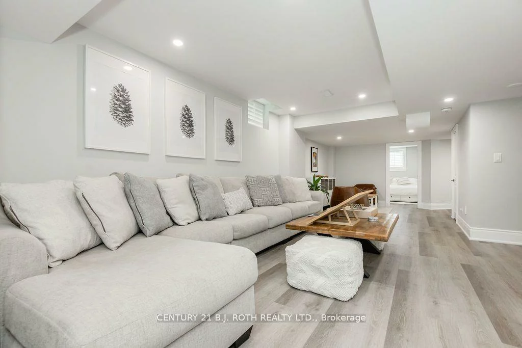 20, WESTMINSTER, Innis-Shore, Barrie