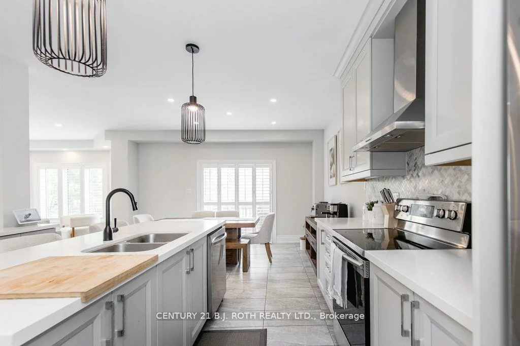 20, WESTMINSTER, Innis-Shore, Barrie