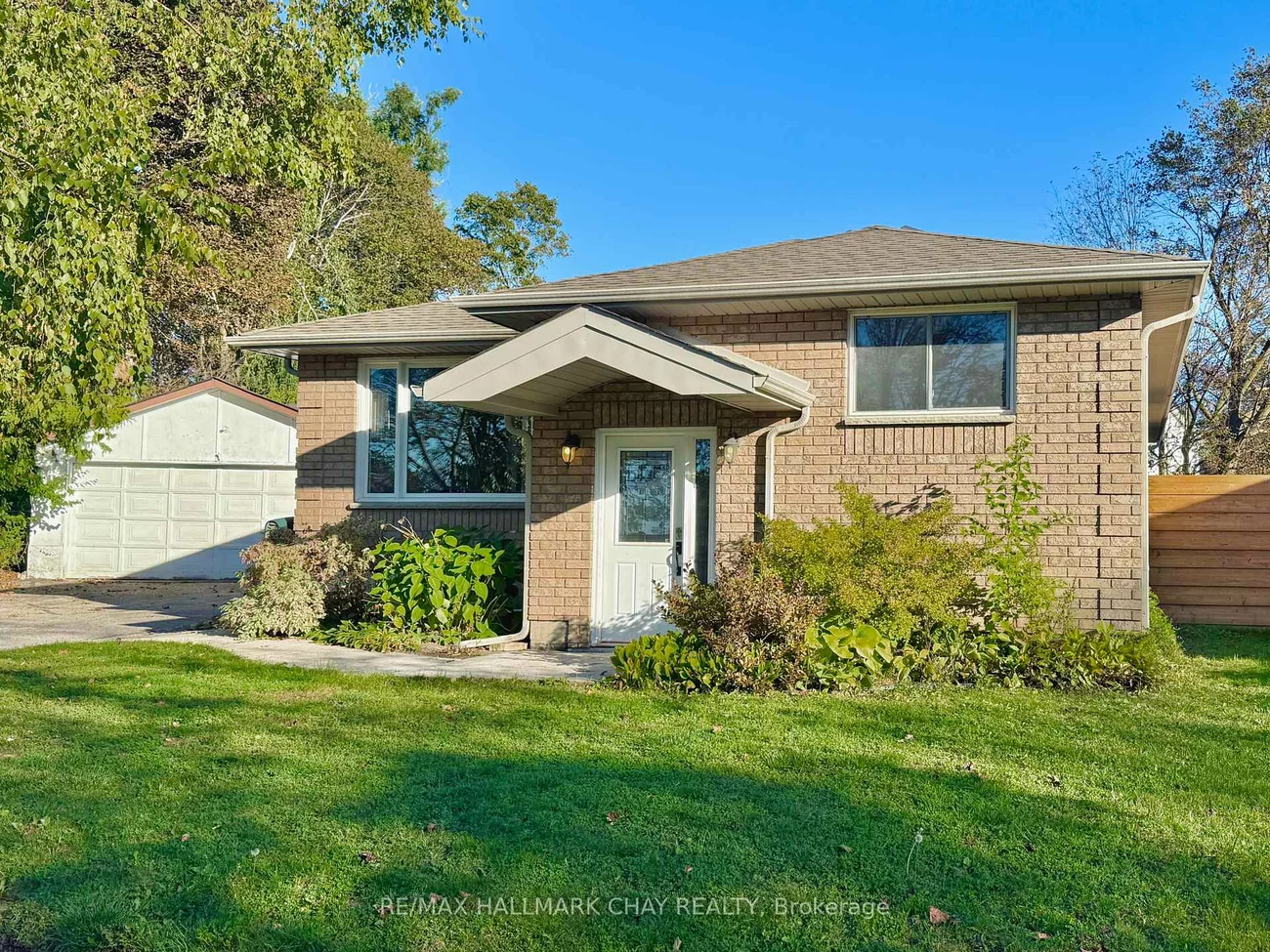 29, Oakley Park, Wellington, Barrie