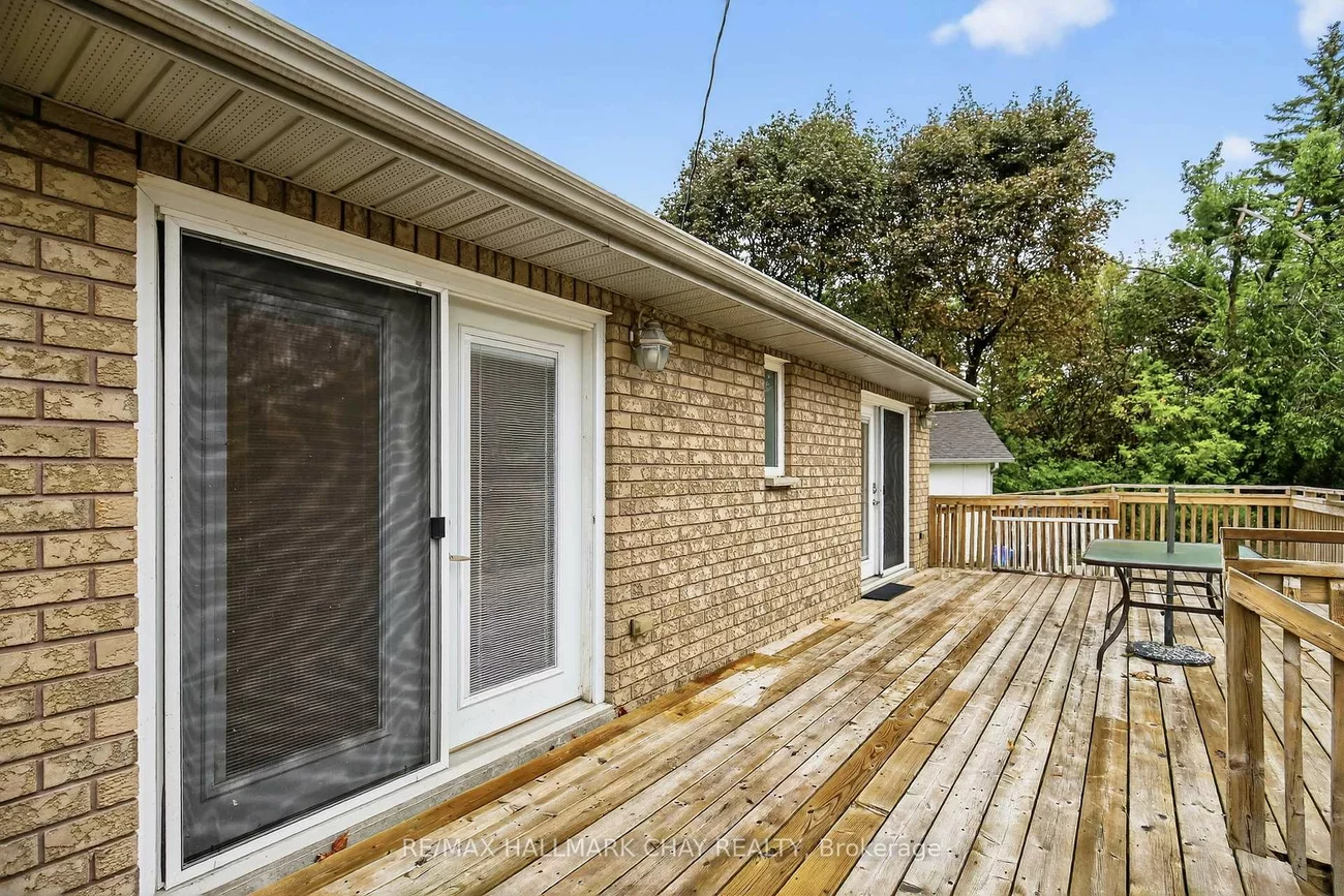 29, Oakley Park, Wellington, Barrie