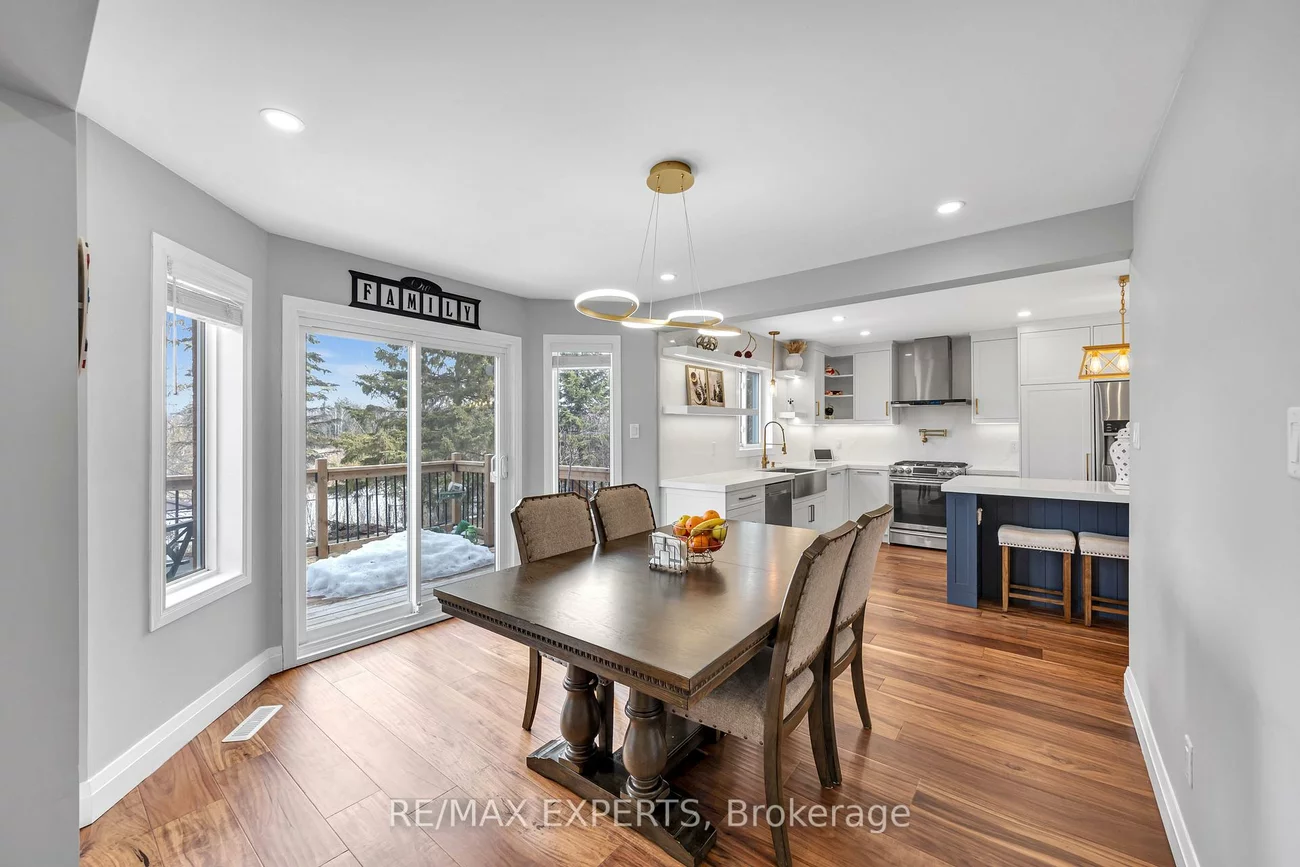 28, Bishop, Ardagh, Barrie