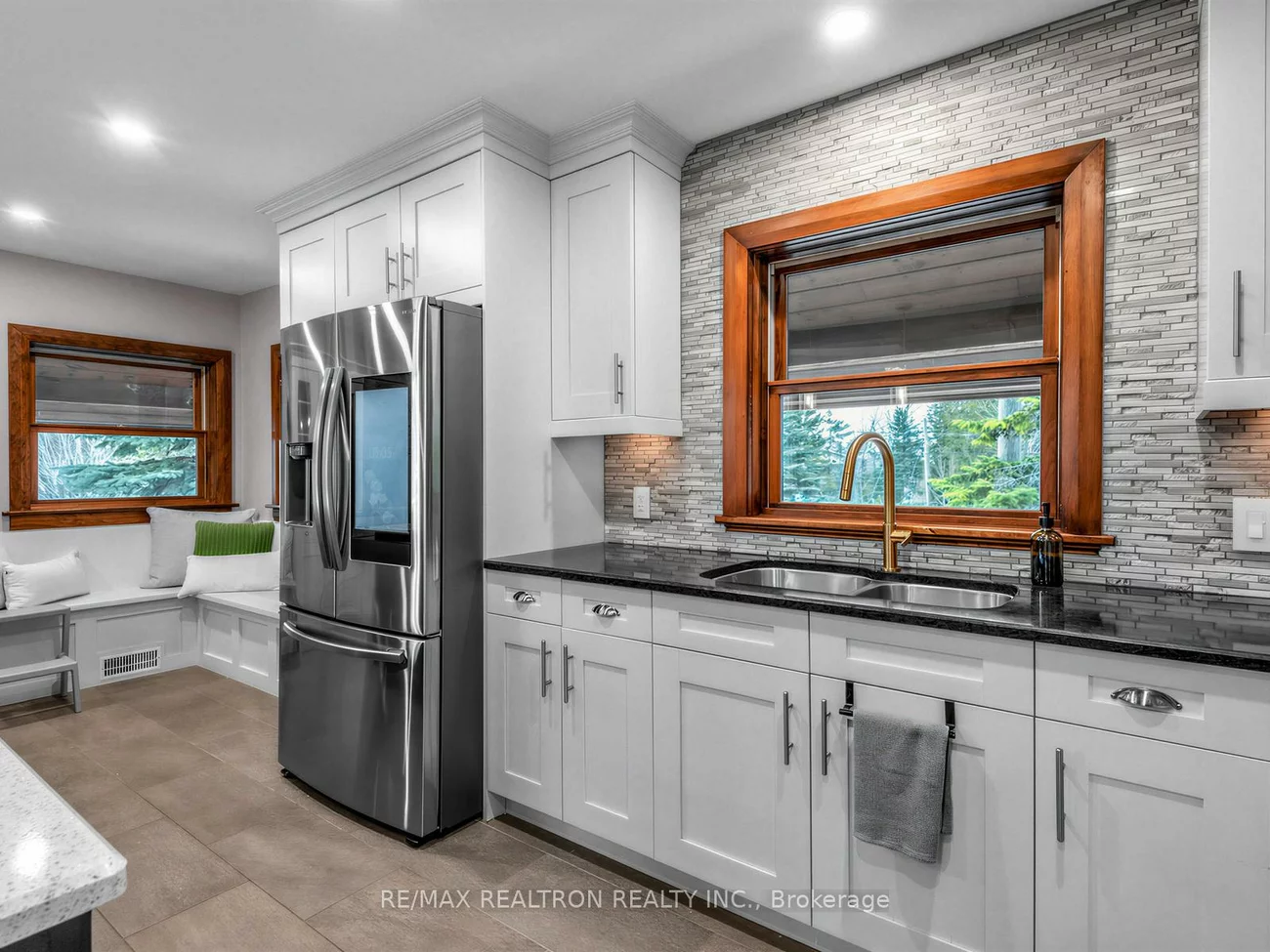 49, Gray, South Shore, Barrie