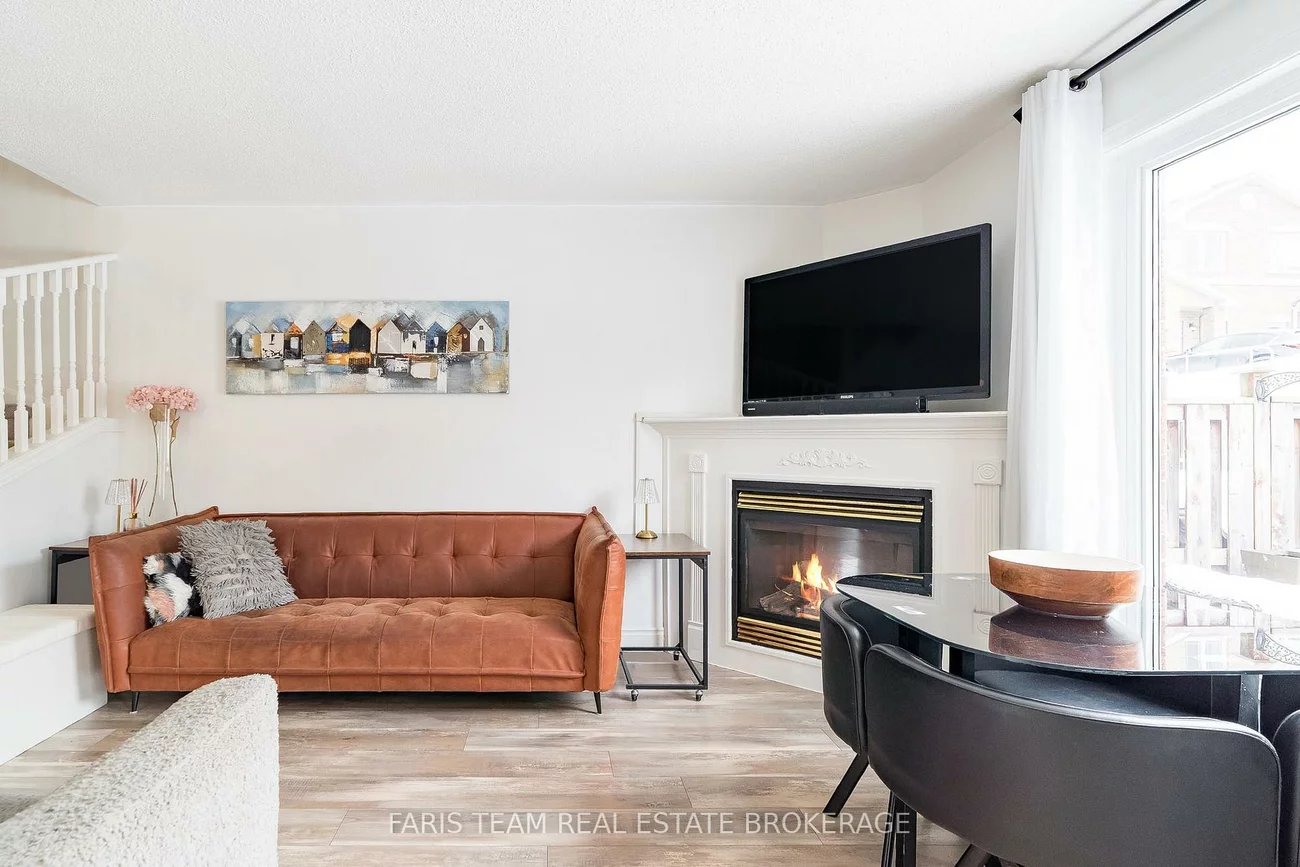 233, Stanley, East Bayfield, Barrie