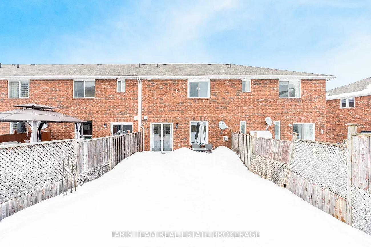 233, Stanley, East Bayfield, Barrie
