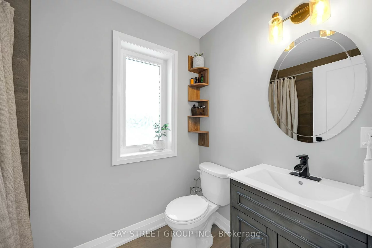 1, Stonehart, East Bayfield, Barrie