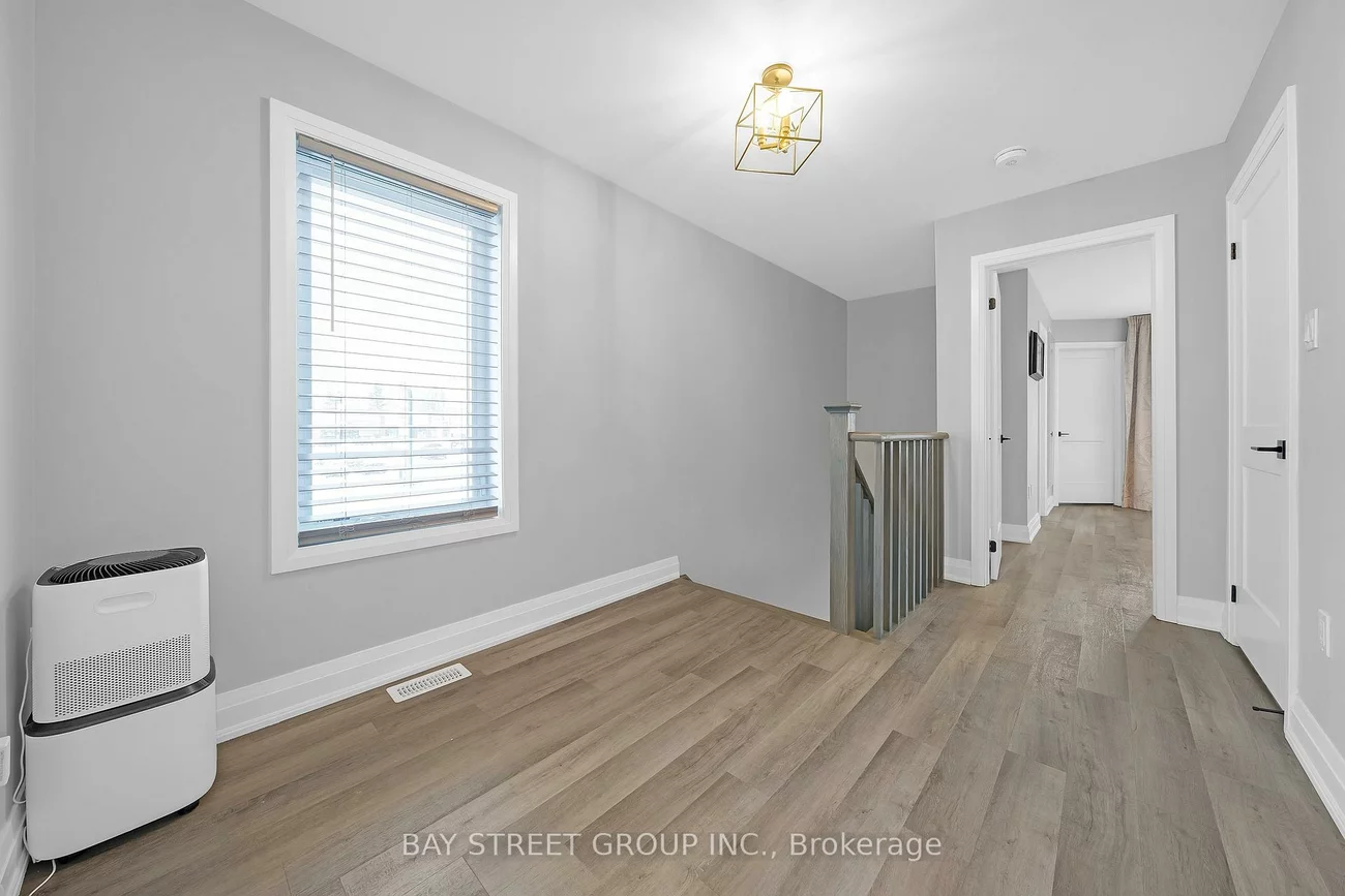 1, Stonehart, East Bayfield, Barrie