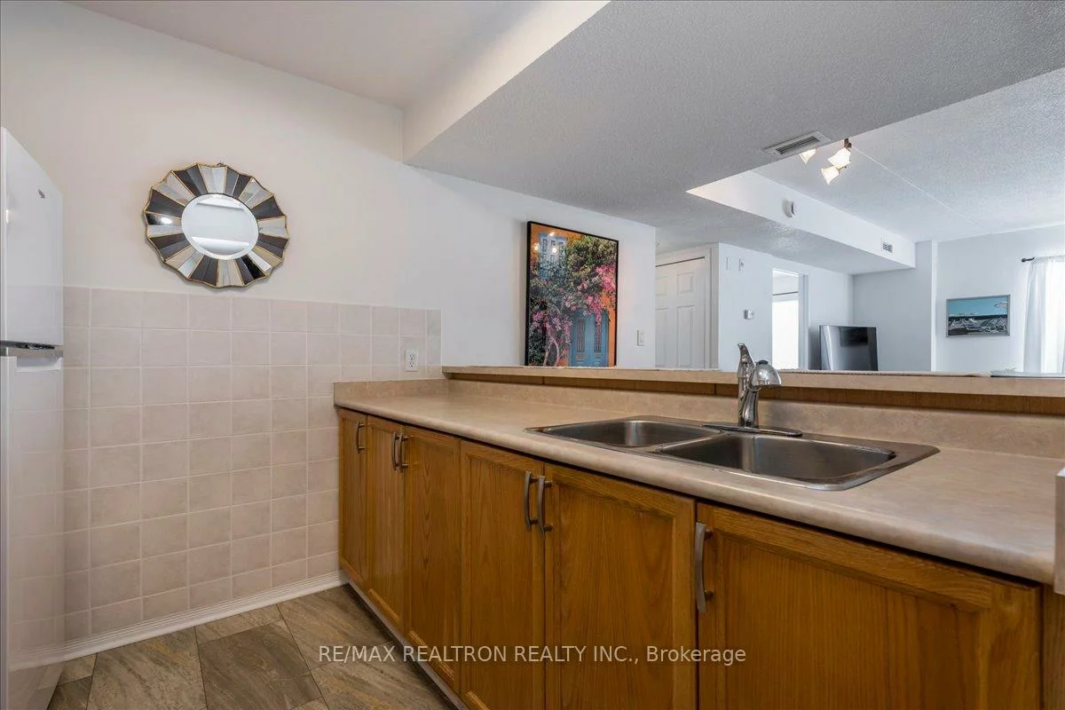 86, John, Sanford, Barrie