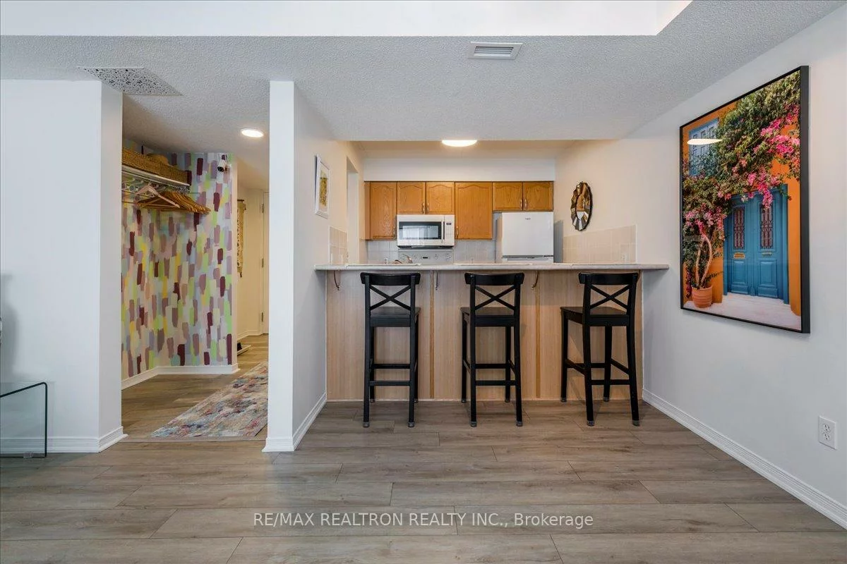 86, John, Sanford, Barrie