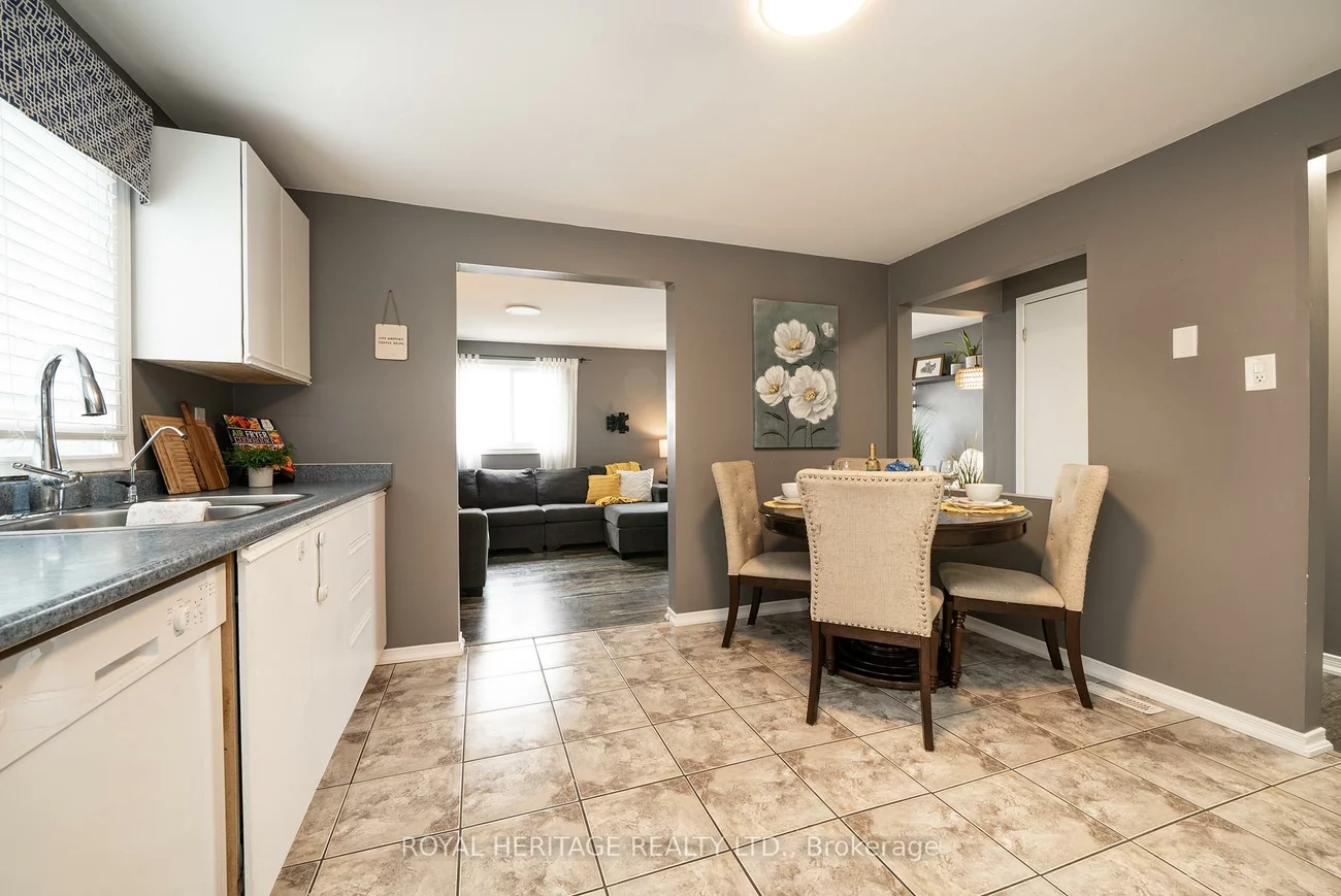 49, Browning, Letitia Heights, Barrie