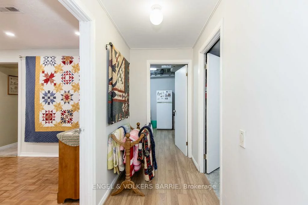 68, Ottaway, Wellington, Barrie