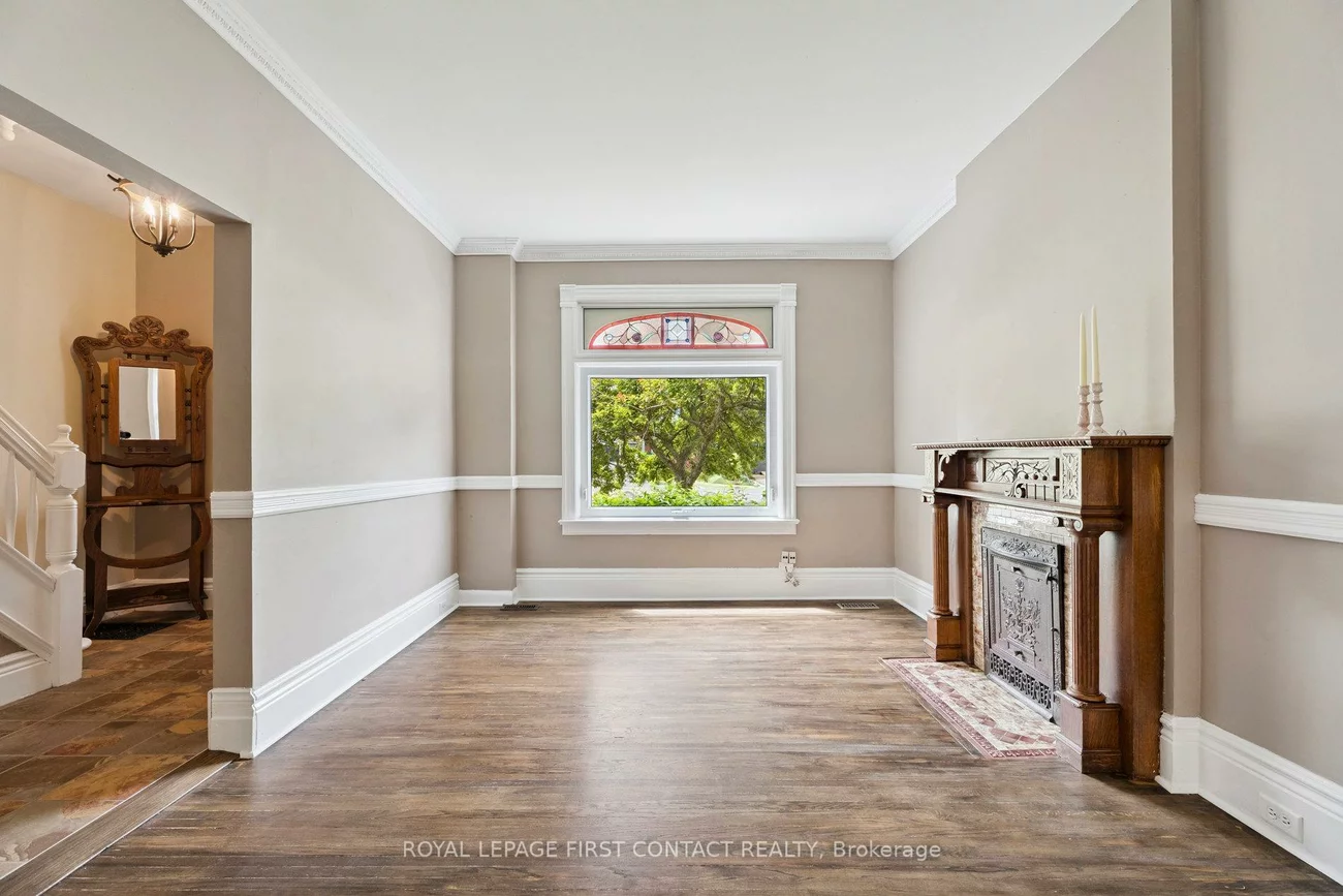 55, Burton, Allandale, Barrie