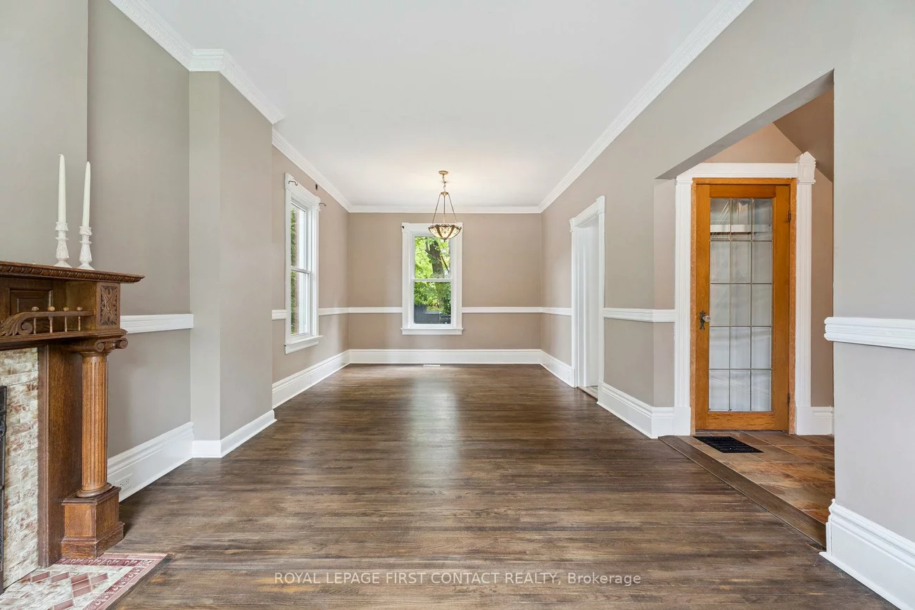 55, Burton, Allandale, Barrie