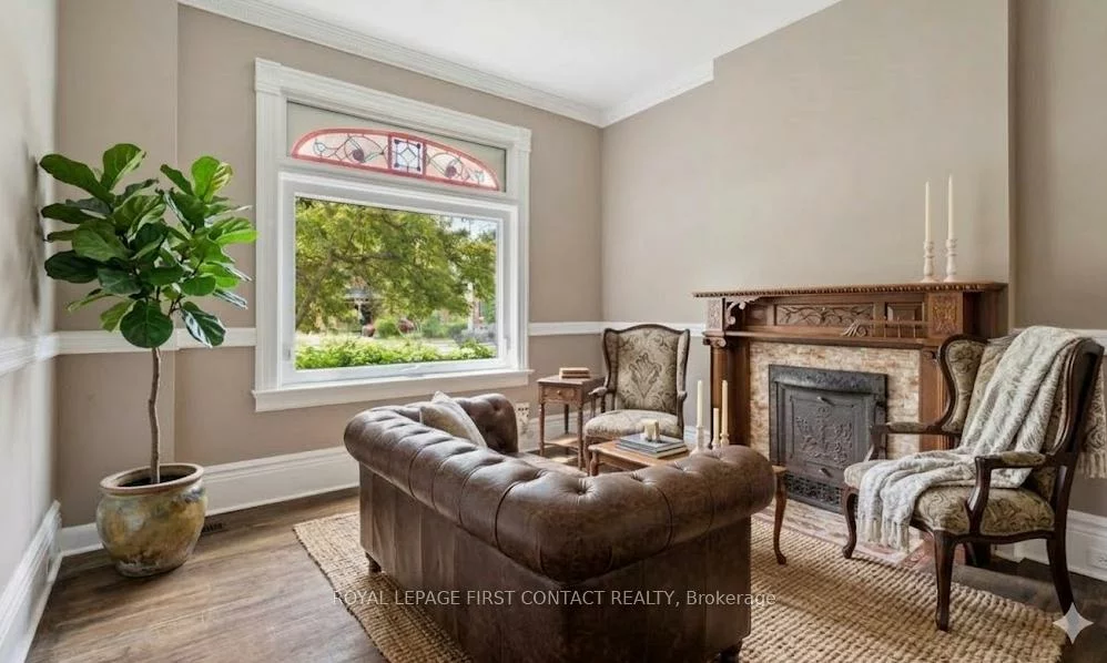 55, Burton, Allandale, Barrie