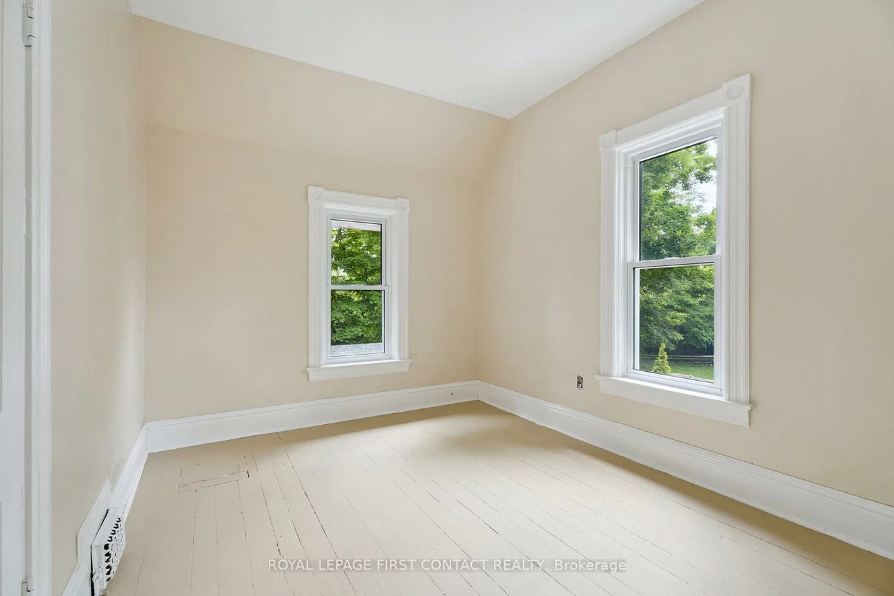 55, Burton, Allandale, Barrie