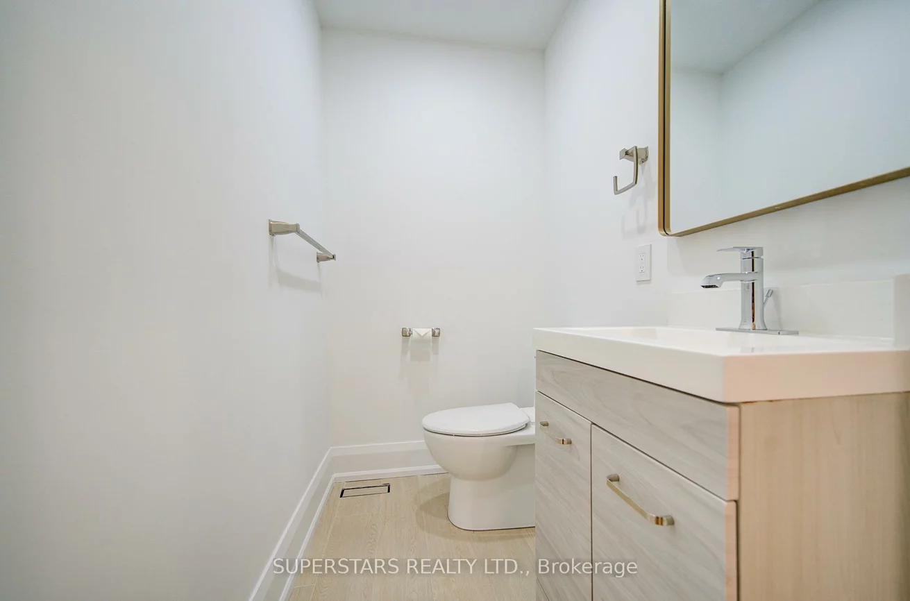 163, Brucker, Holly, Barrie