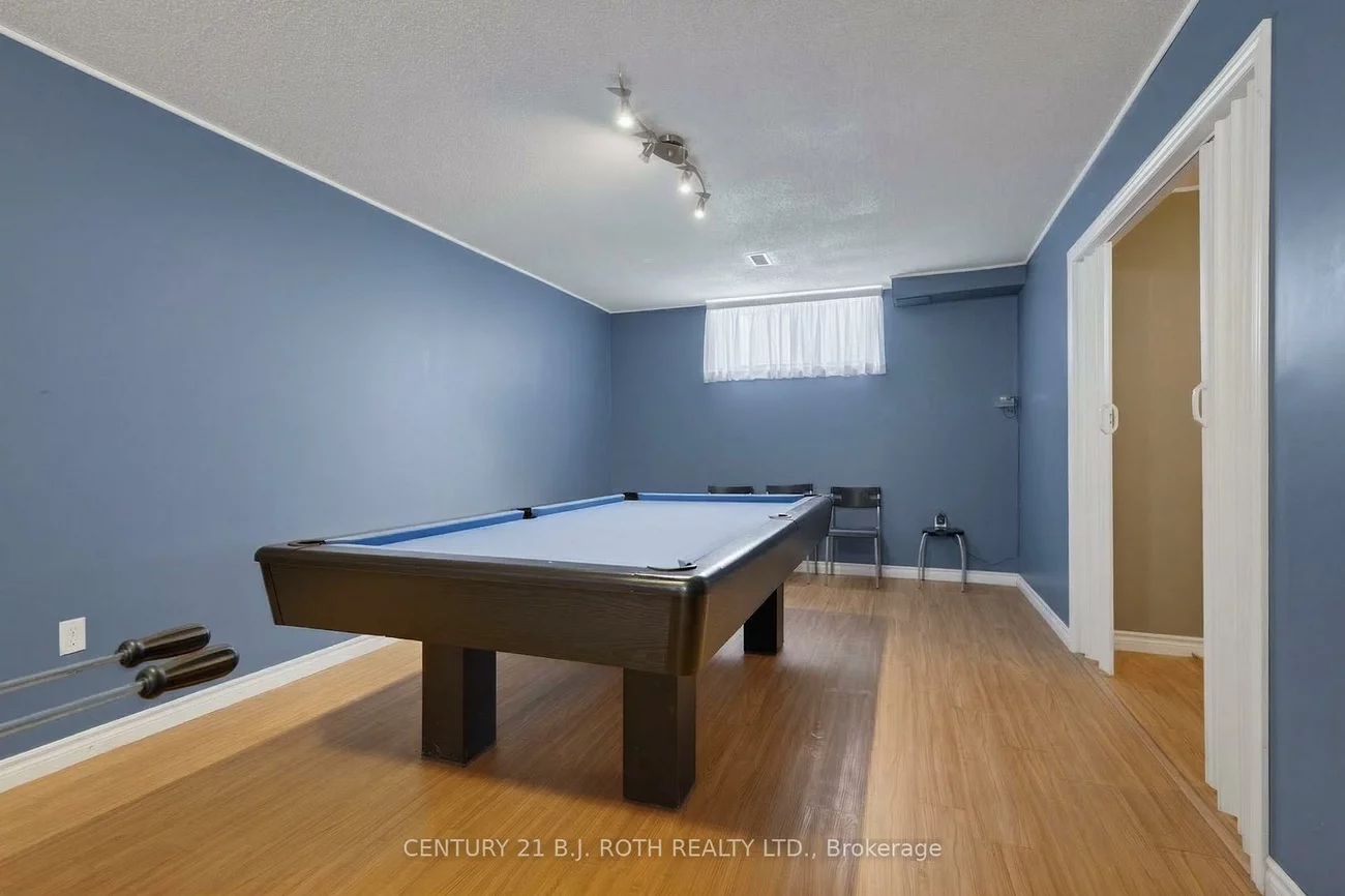 115, Lion's Gate, Little Lake, Barrie