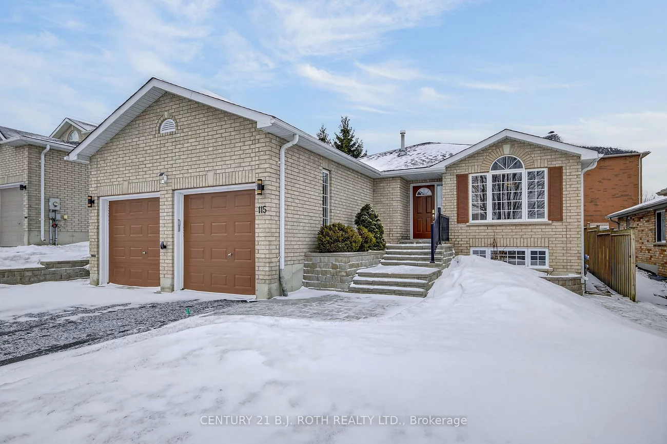 115, Lion's Gate, Little Lake, Barrie